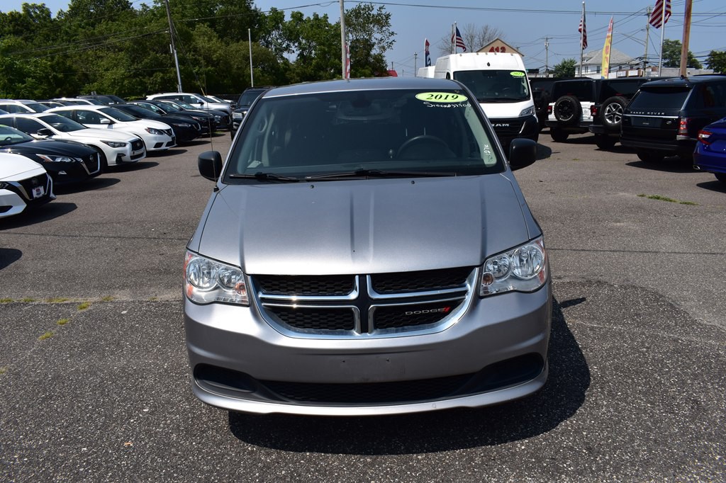 2019 Dodge Grand Caravan Image 2