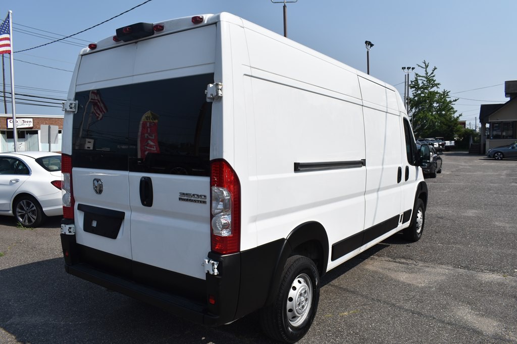 2023 RAM Promaster Image 8