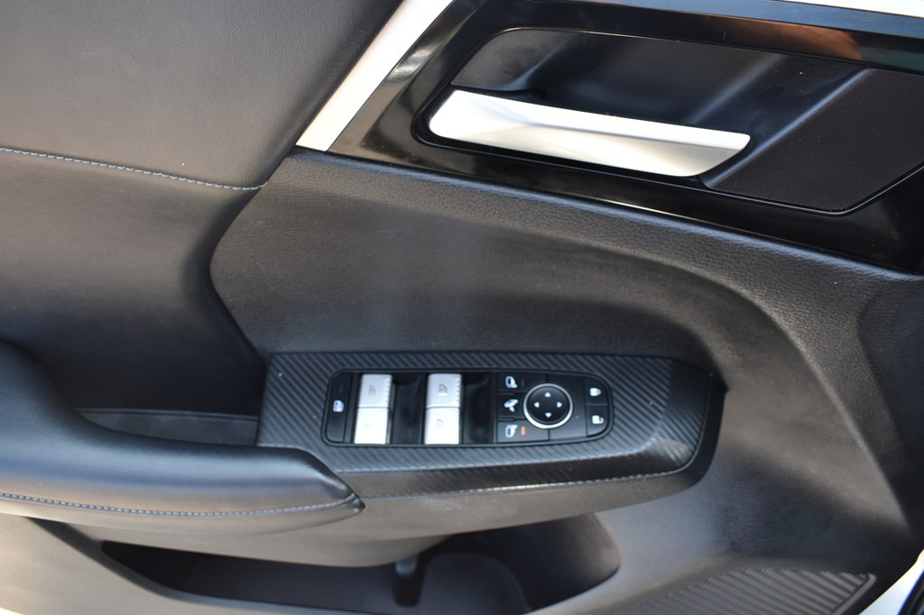 2023 Mitsubishi Outlander Image 28