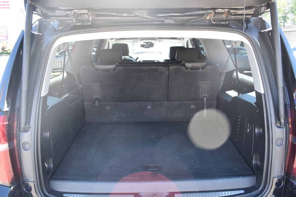 2019 Chevrolet Suburban Image 20