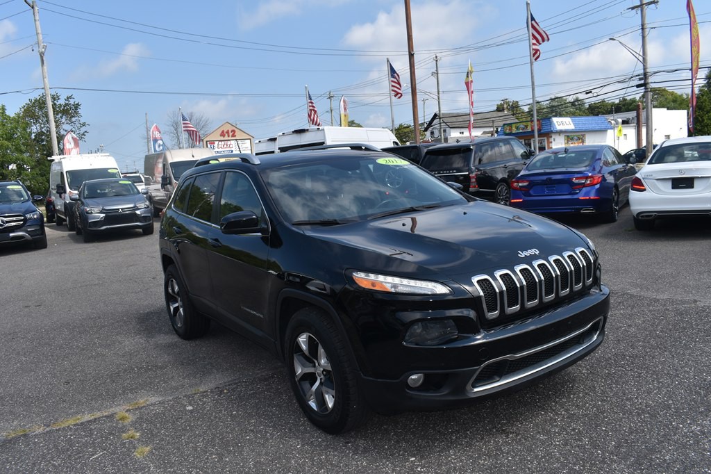 2017 Jeep Cherokee Image 3