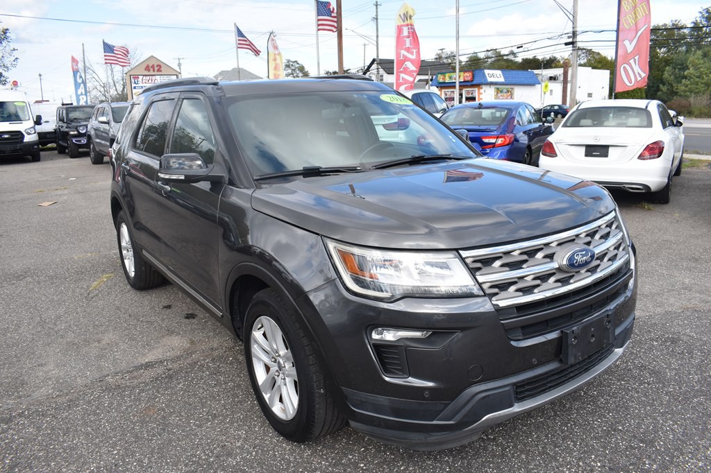 2018 Ford Explorer Image 1
