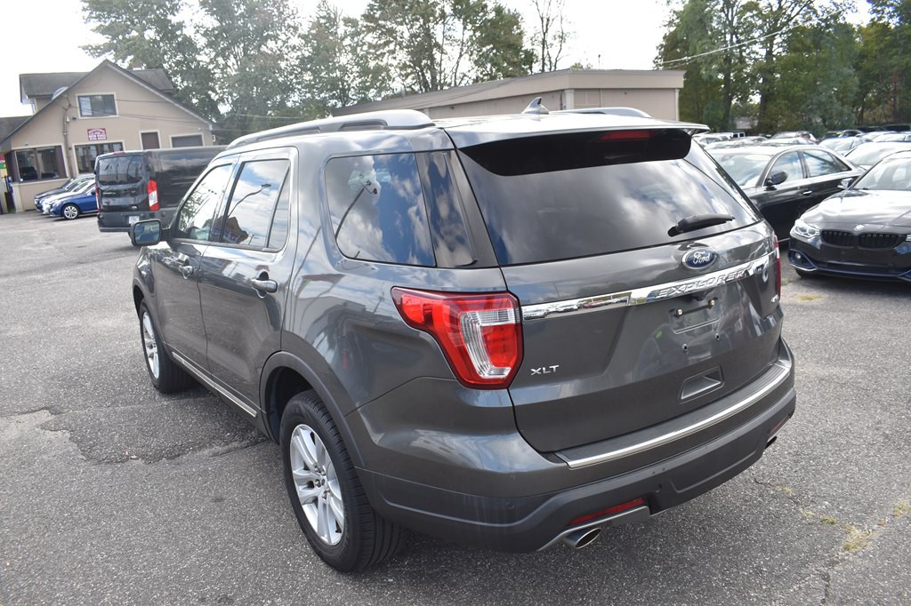 2018 Ford Explorer Image 6