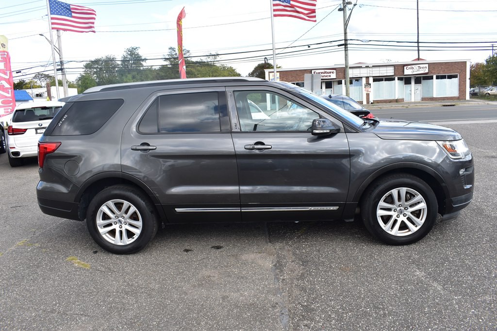 2018 Ford Explorer Image 9