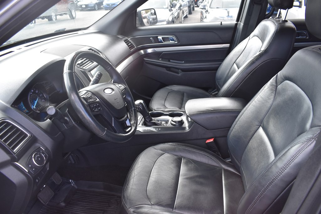 2018 Ford Explorer Image 10