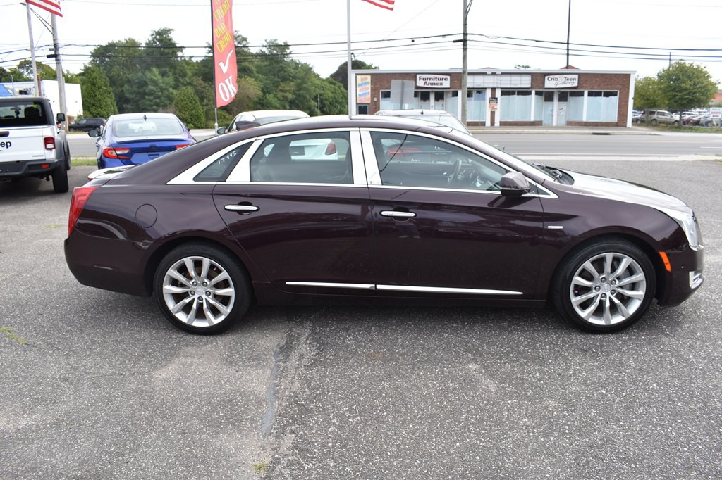 2017 Cadillac XTS Image 9