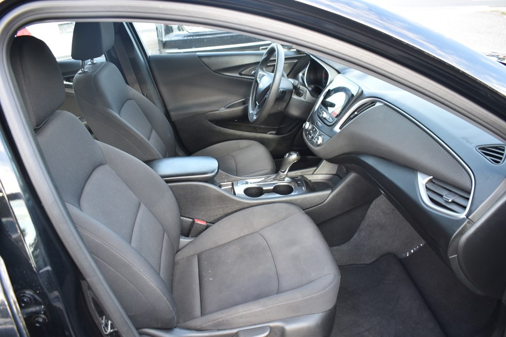 2020 Chevrolet Malibu Image 18