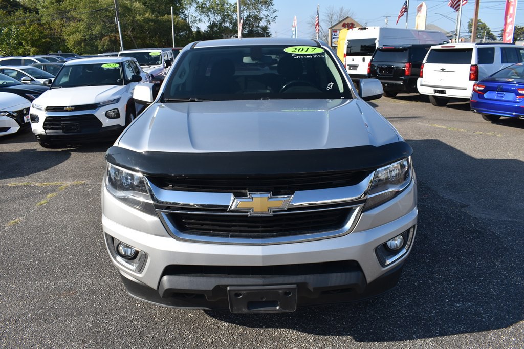 2017 Chevrolet Colorado Image 2