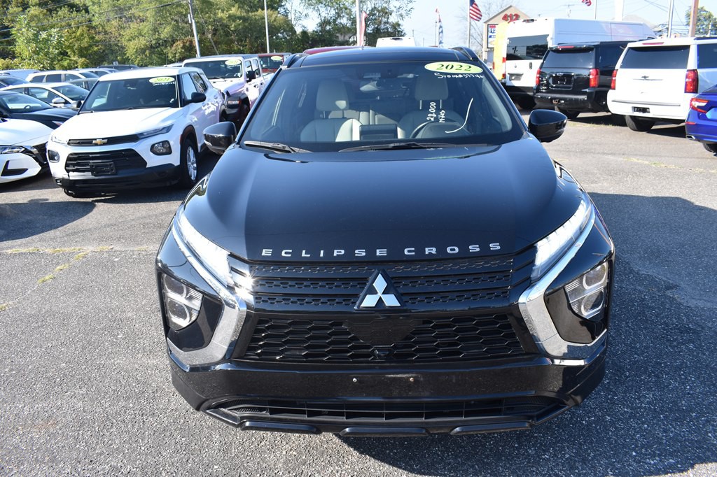 2022 Mitsubishi Eclipse Image 2