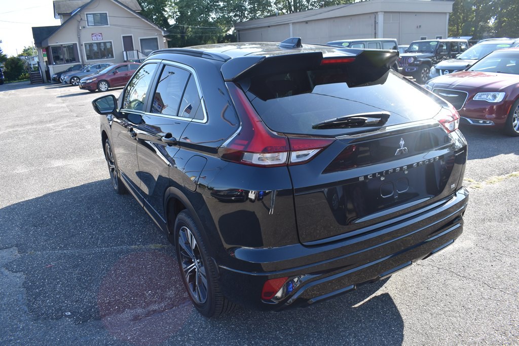 2022 Mitsubishi Eclipse Image 6