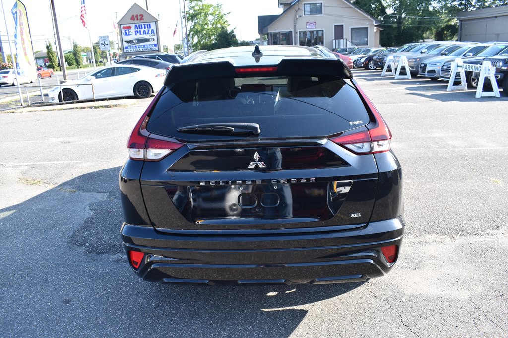 2022 Mitsubishi Eclipse Image 7