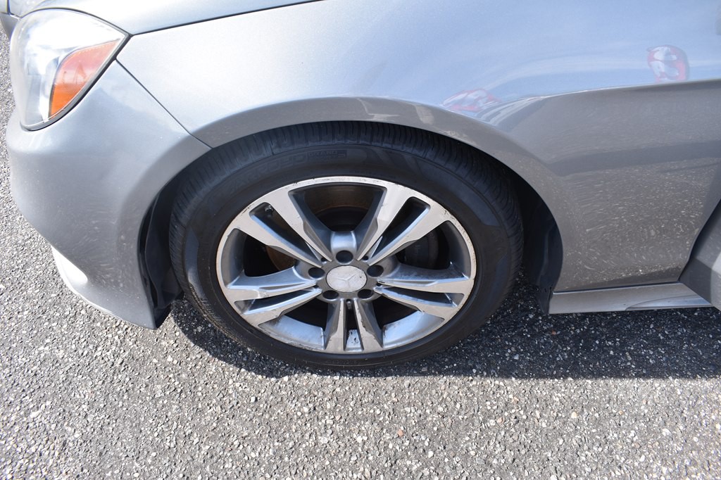 2015 Mercedes-Benz E-Class Image 24