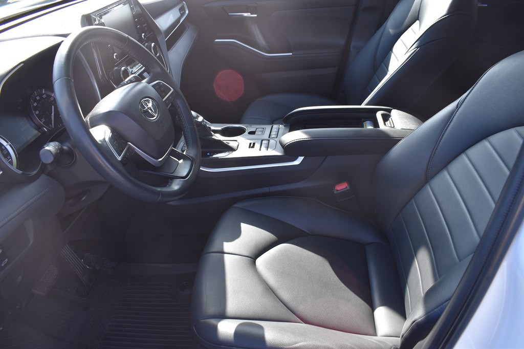 2022 Toyota Highlander Image 10
