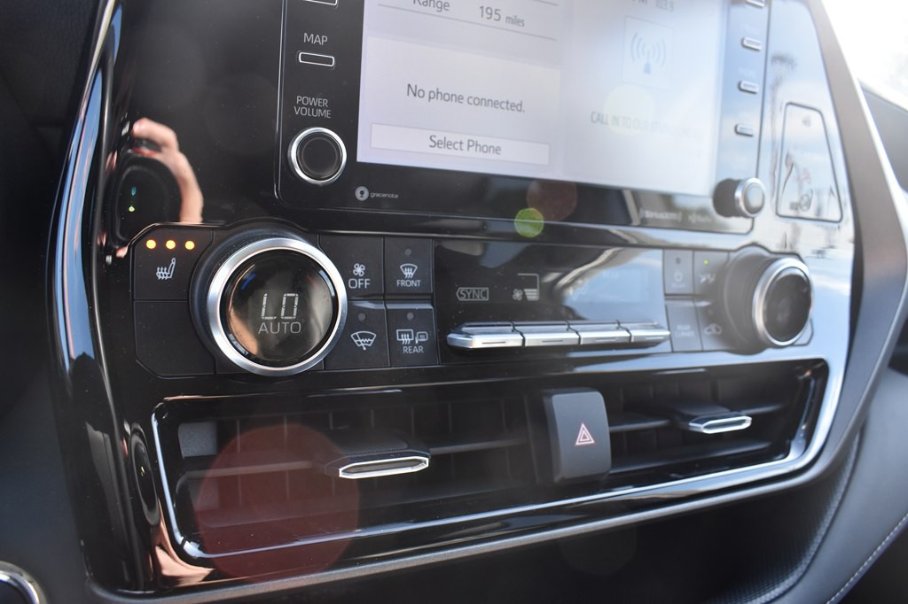 2022 Toyota Highlander Image 17