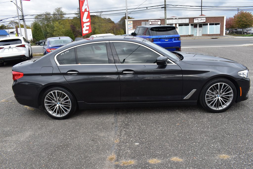 2017 BMW 5 Series Image 9