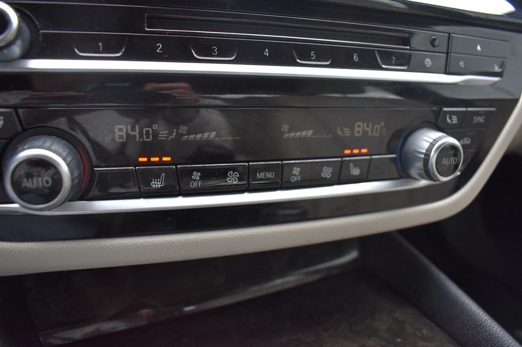 2017 BMW 5 Series Image 14