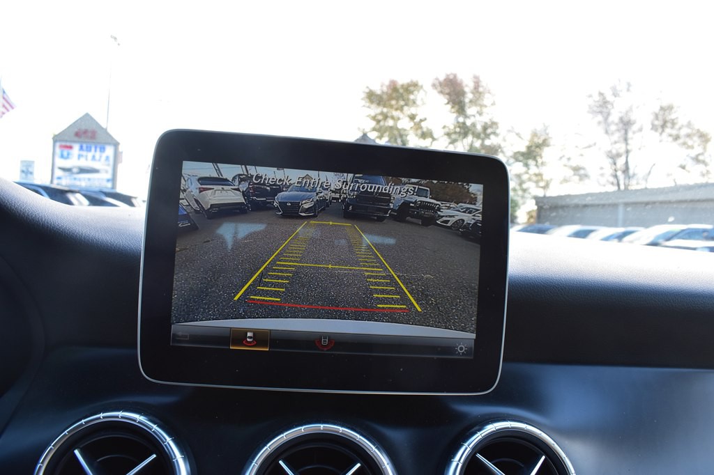 2019 Mercedes-Benz CLA-Class Image 17