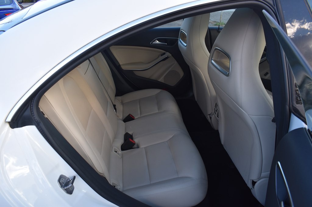 2019 Mercedes-Benz CLA-Class Image 19