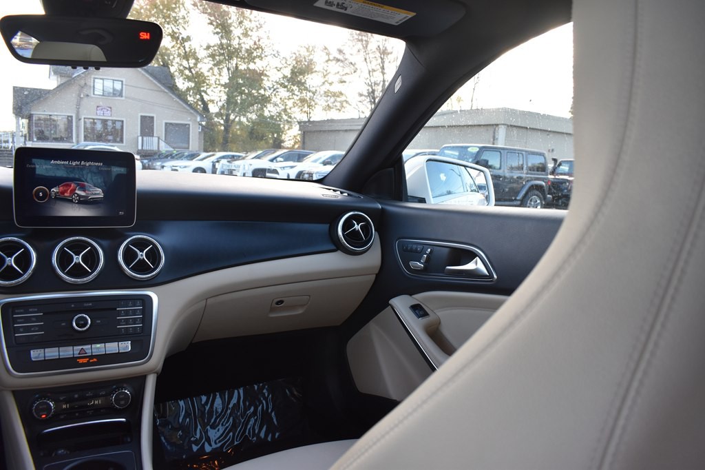 2019 Mercedes-Benz CLA-Class Image 23