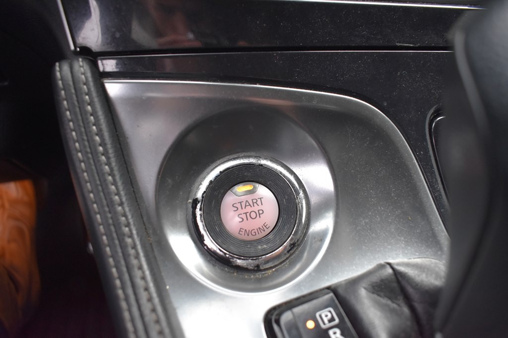 2020 Nissan Maxima Image 12