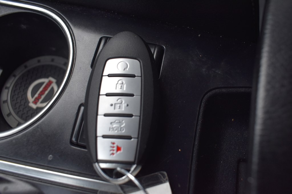 2020 Nissan Maxima Image 14