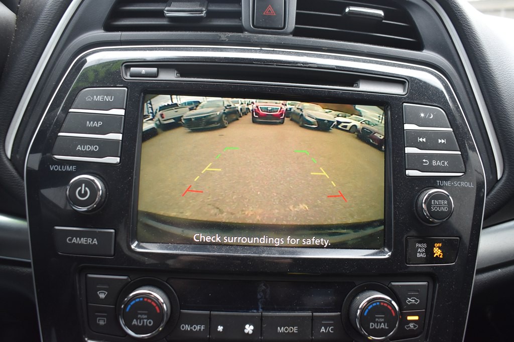 2020 Nissan Maxima Image 18