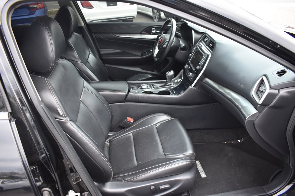 2020 Nissan Maxima Image 21