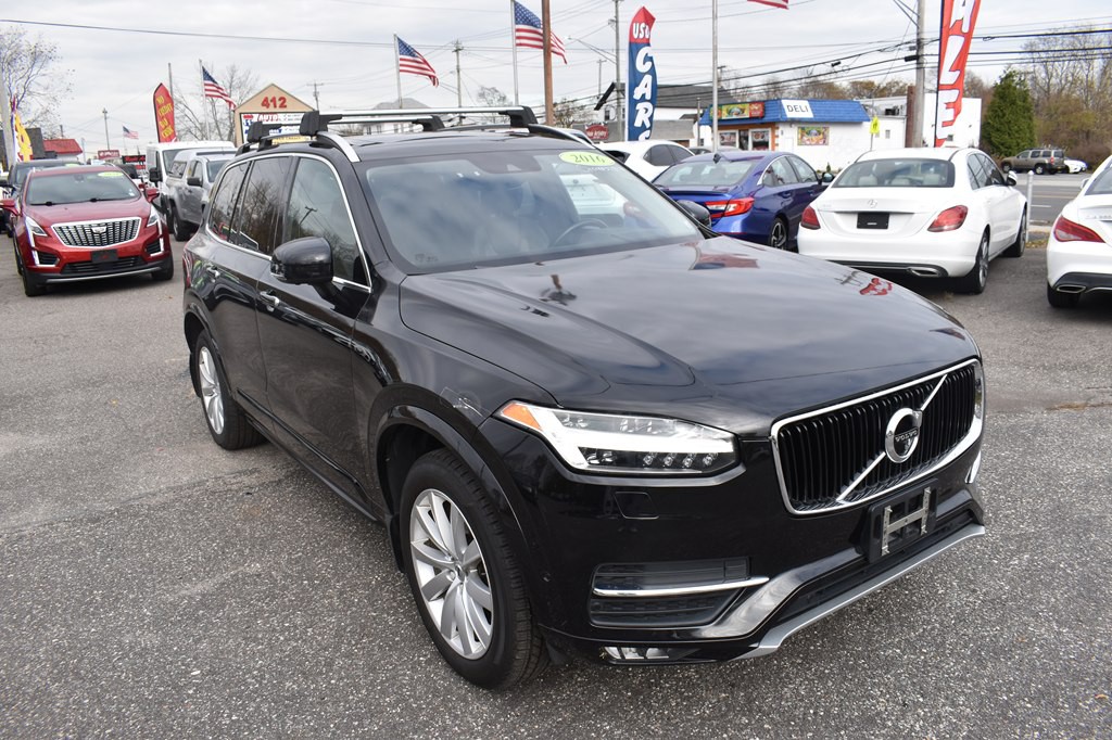 2016 Volvo XC90 Image 1