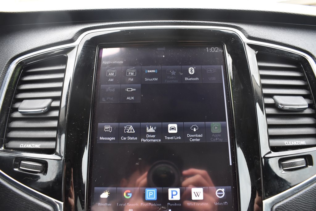 2016 Volvo XC90 Image 17