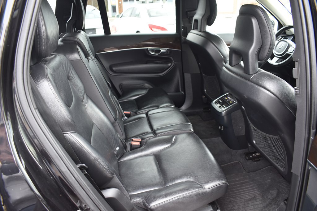 2016 Volvo XC90 Image 24