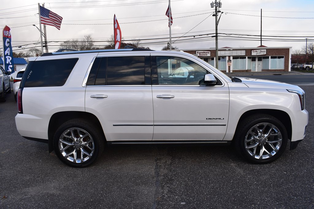 2019 GMC Yukon Image 9