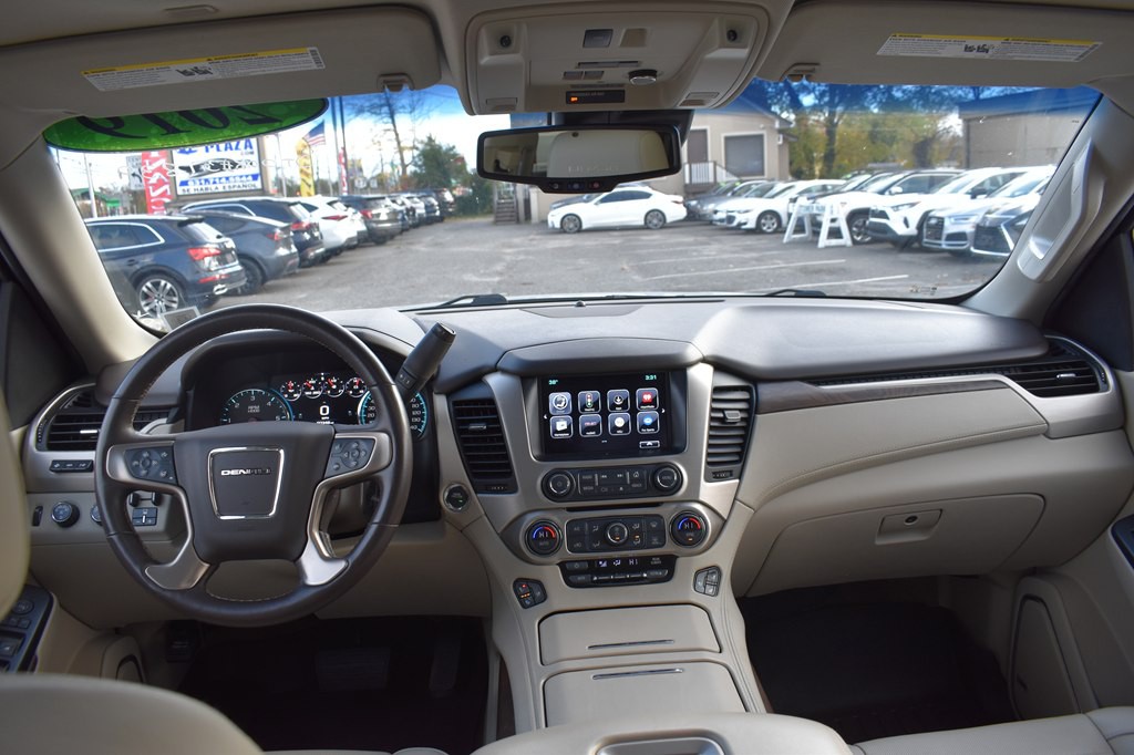 2019 GMC Yukon Image 30