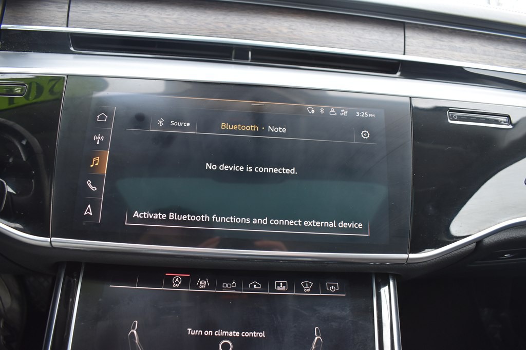 2019 Audi A8 Image 17