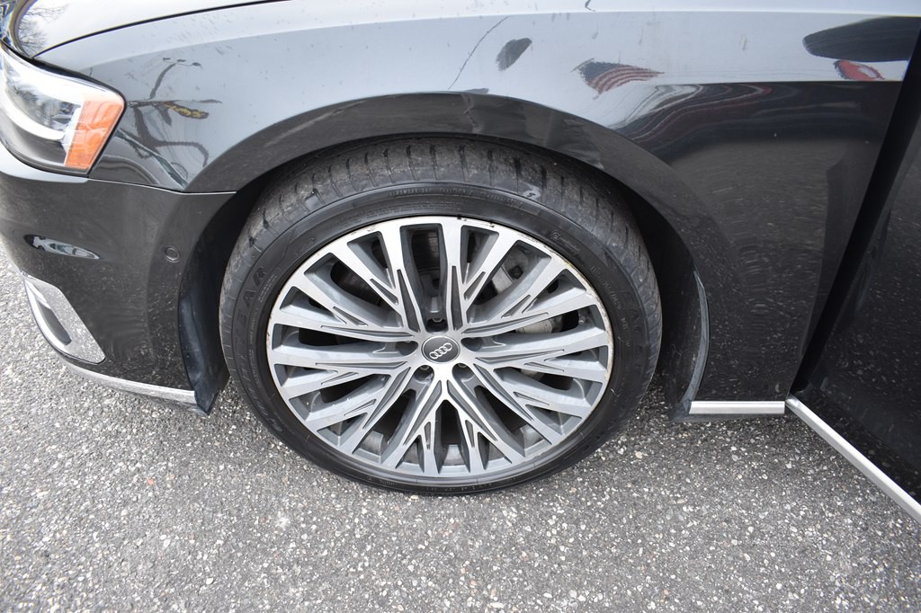 2019 Audi A8 Image 28
