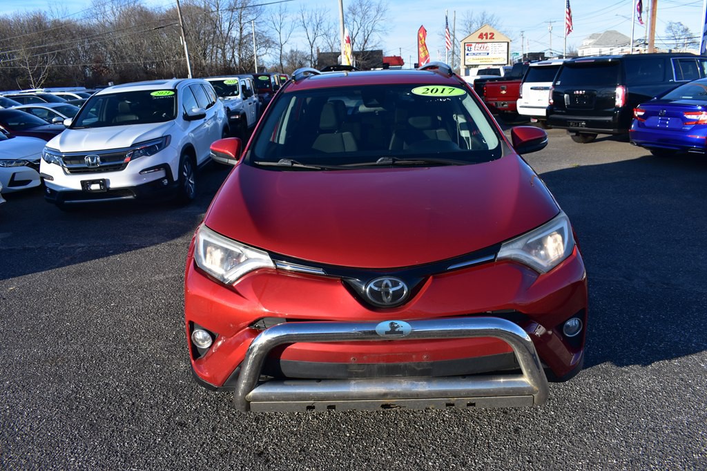 2017 Toyota Rav4 Image 2