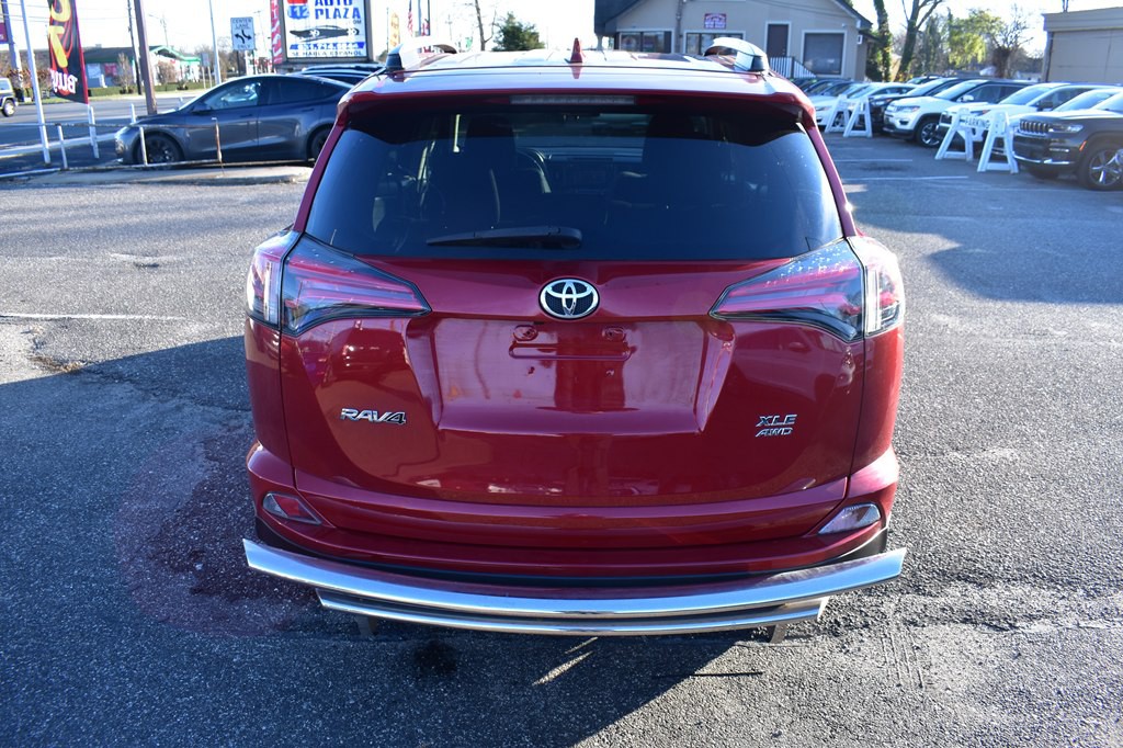 2017 Toyota Rav4 Image 7