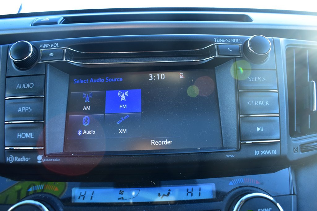 2017 Toyota Rav4 Image 13