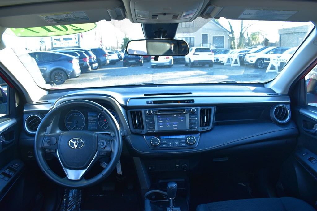 2017 Toyota Rav4 Image 20