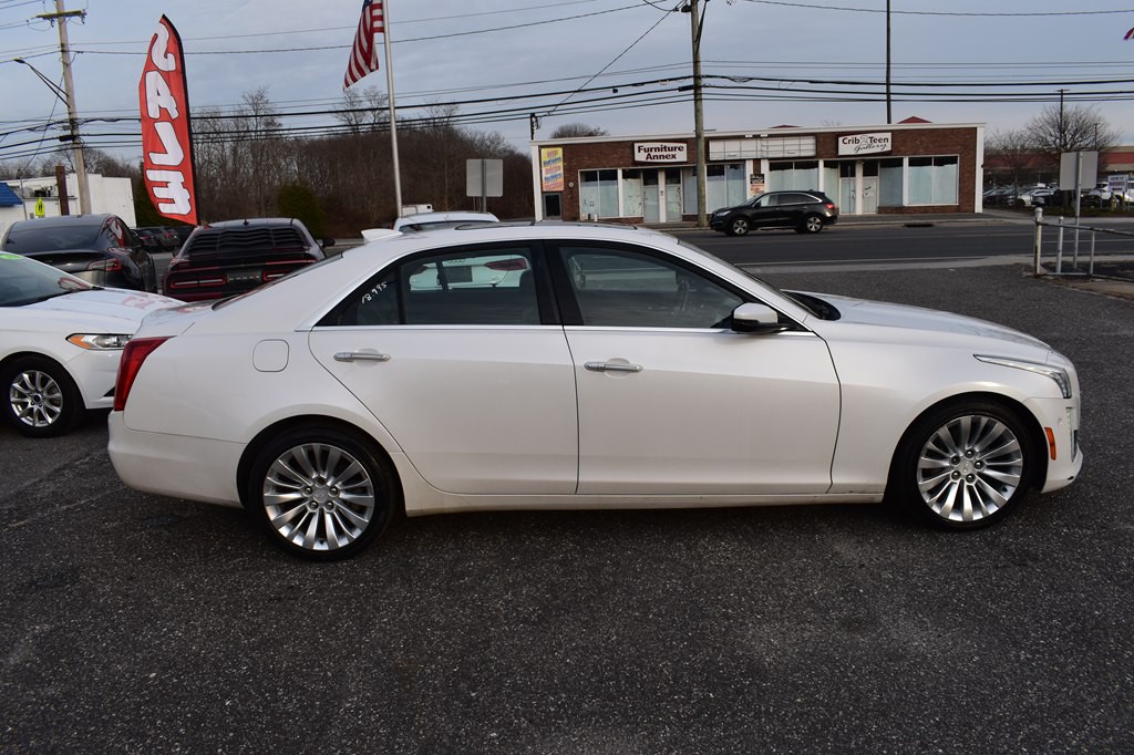 2016 Cadillac CTS Image 9