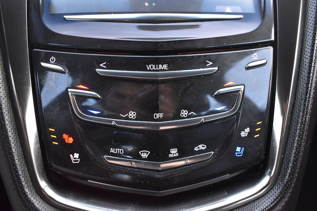 2016 Cadillac CTS Image 17