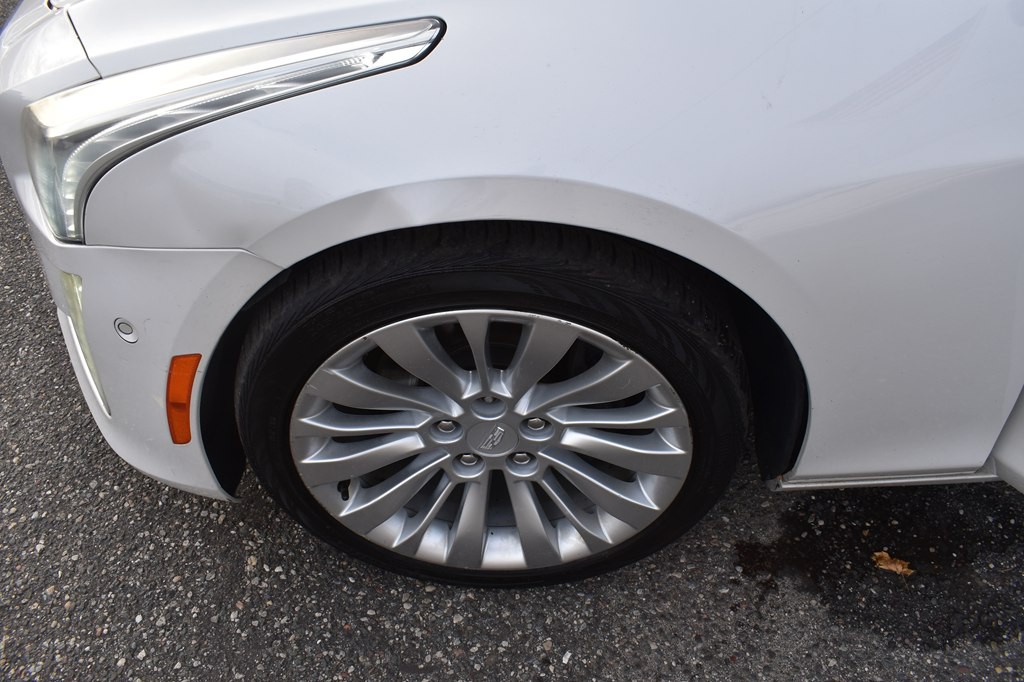 2016 Cadillac CTS Image 29