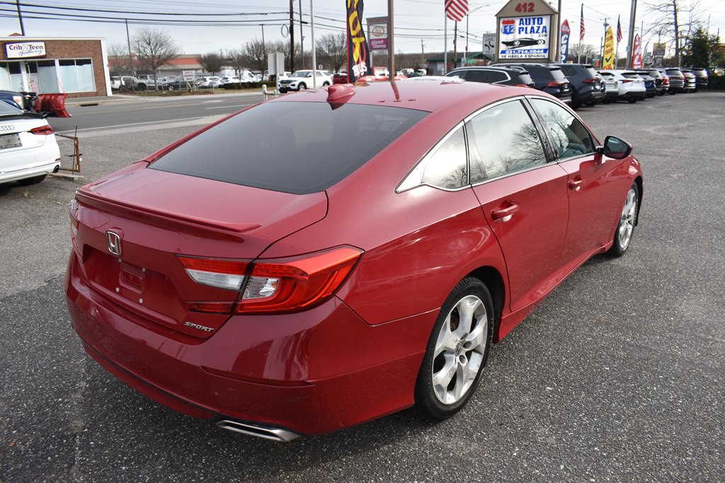 2018 Honda Accord Image 8