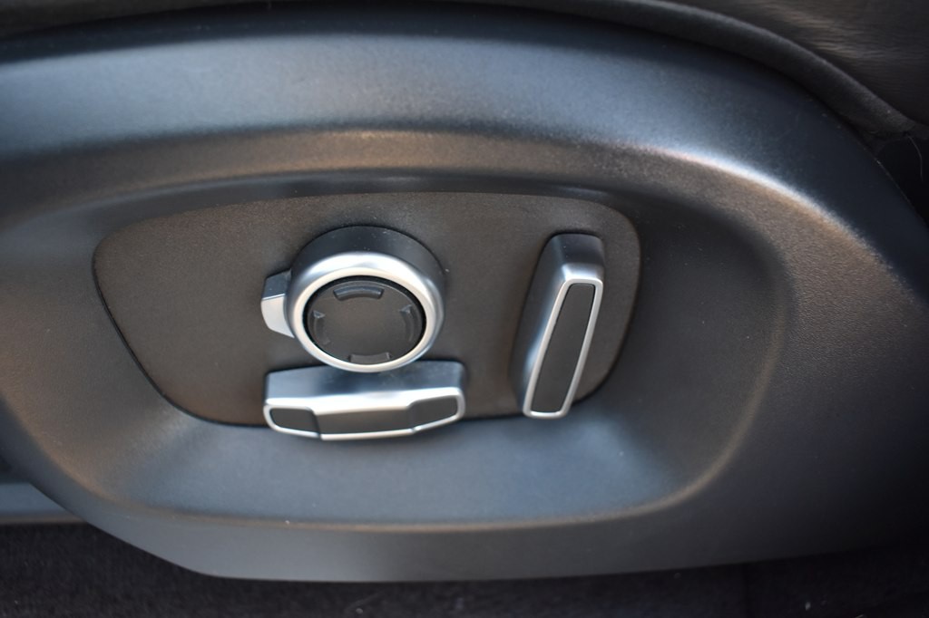 2016 Land Rover Range Rover Sport Image 11