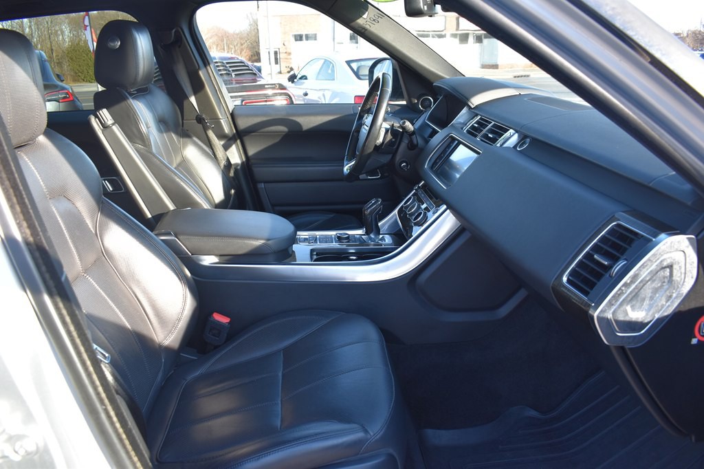 2016 Land Rover Range Rover Sport Image 24