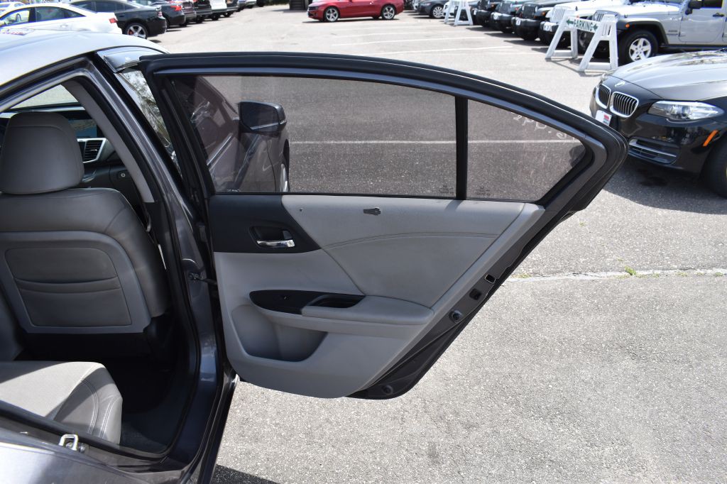 2013 Honda Accord Image 10