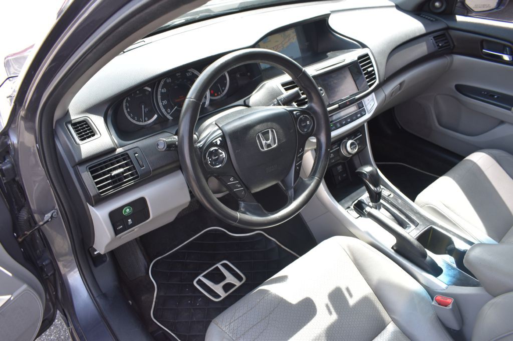 2013 Honda Accord Image 12