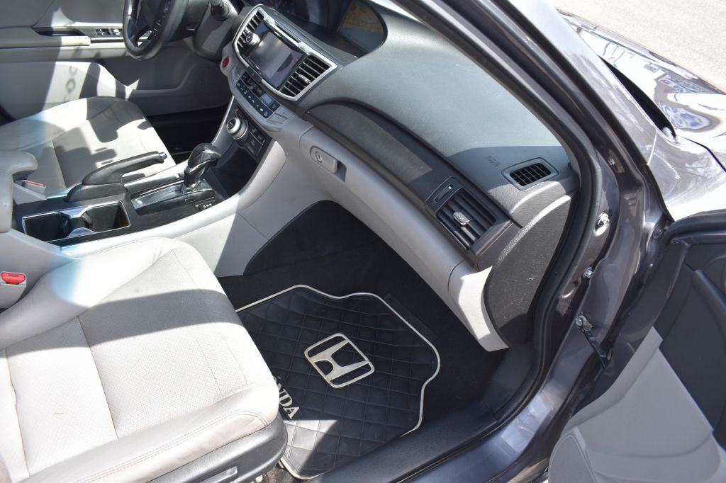2013 Honda Accord Image 15