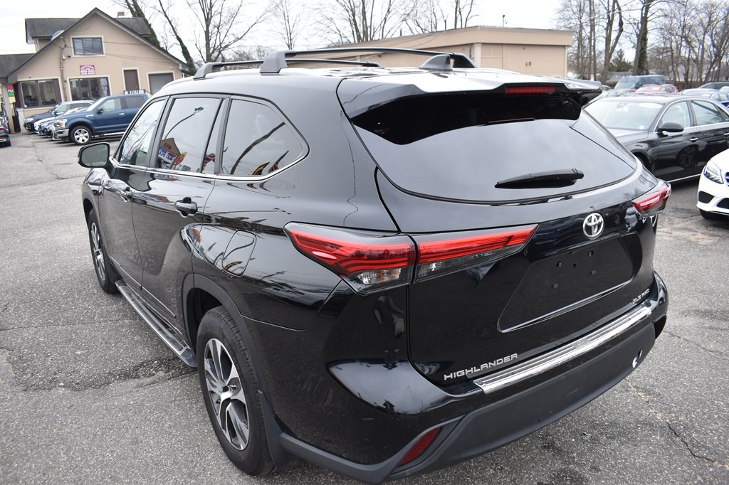 2023 Toyota Highlander Image 6