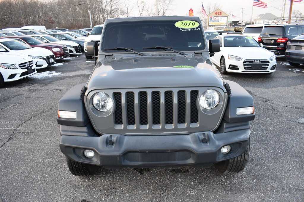 2019 Jeep Wrangler Unlimited Image 2