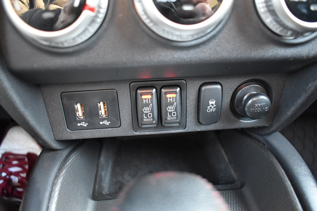 2024 Mitsubishi Outlander Image 11